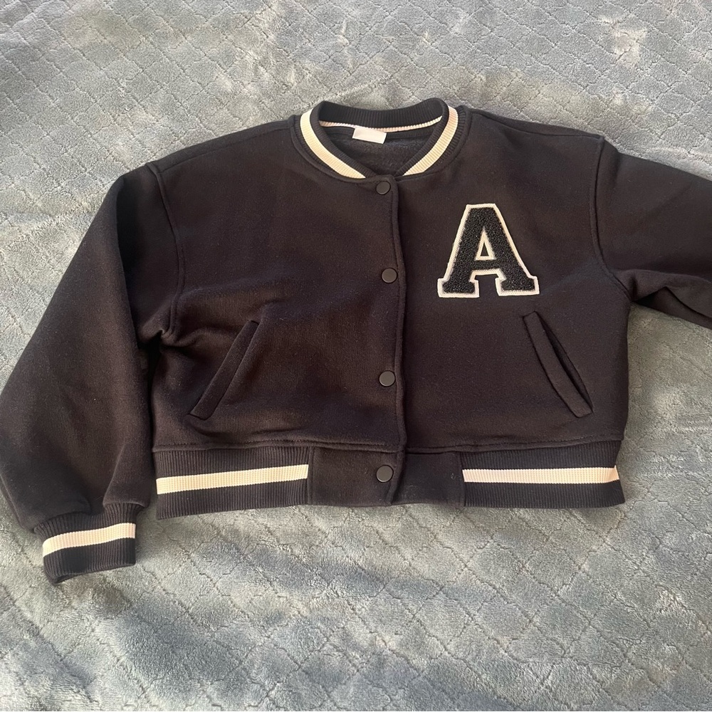 Girls Black Zara‎ cropped Varsity letterman Jacket Letter A graphics on back